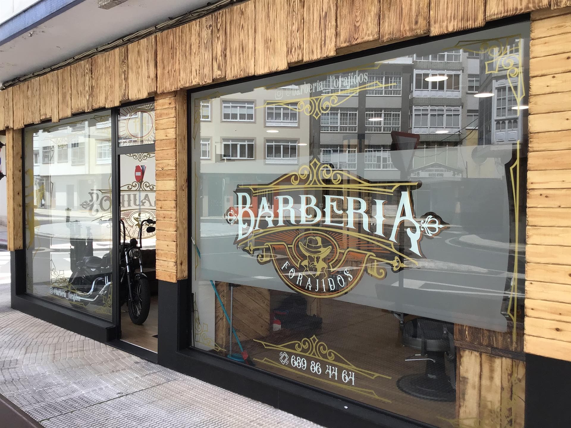 Tradición e innovación van de la mano en Barbería Forajidos